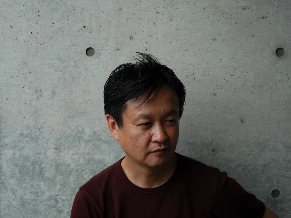Valokuva suunnittelija Naoto Fukasawasta