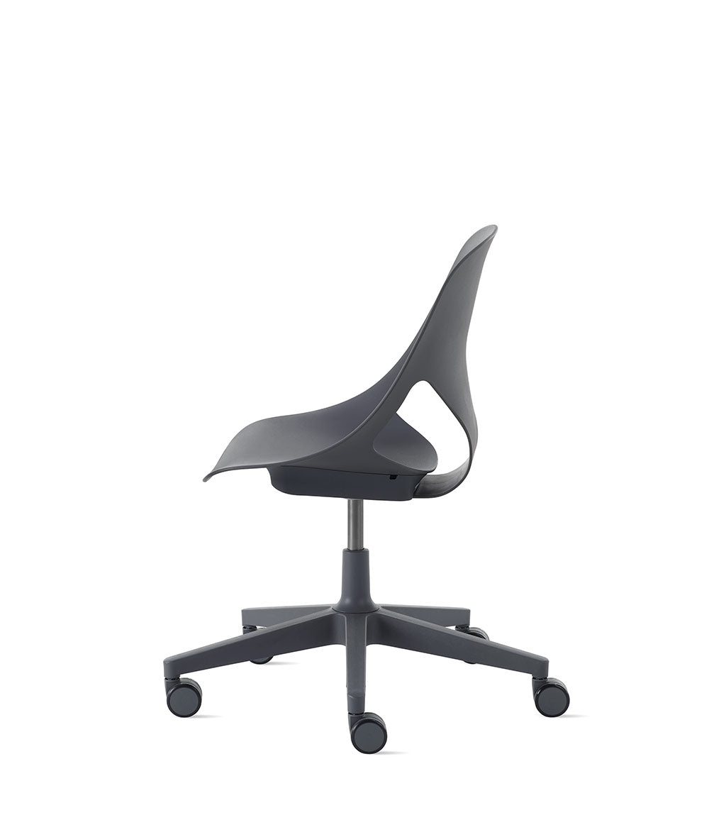 Zeph Carbon Käsinojaton tuoli